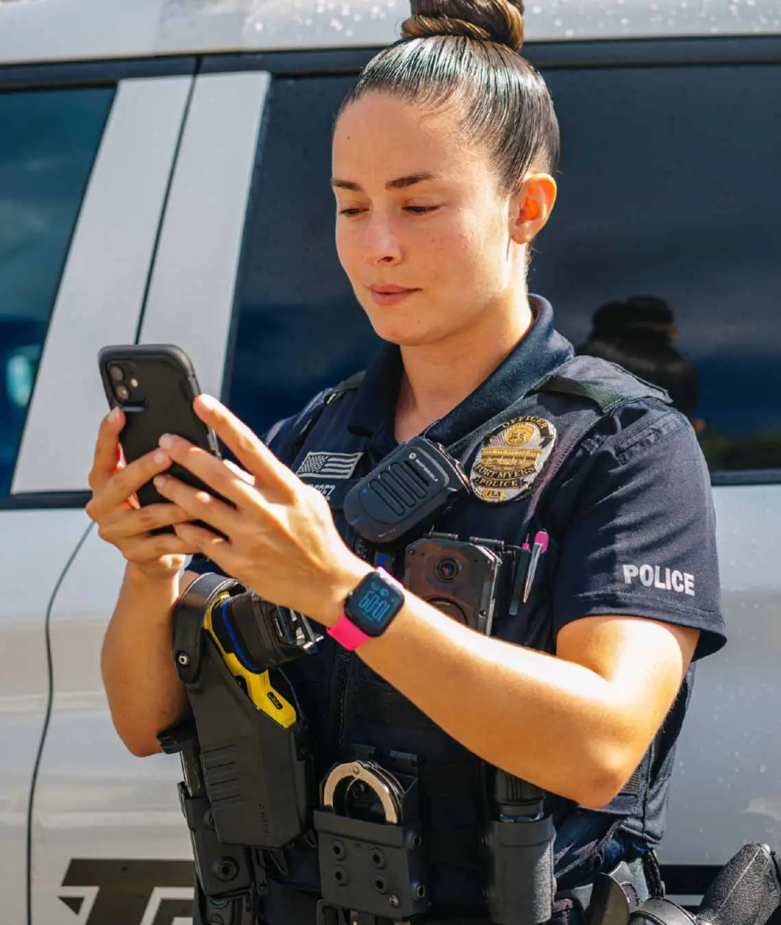 police-and-apple-1